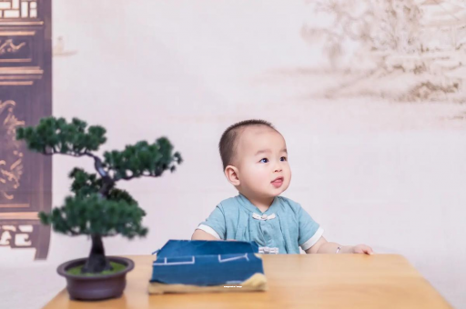 西藏宝宝腿纹不对称怎么办 西藏宝宝腿纹不对称怎么办